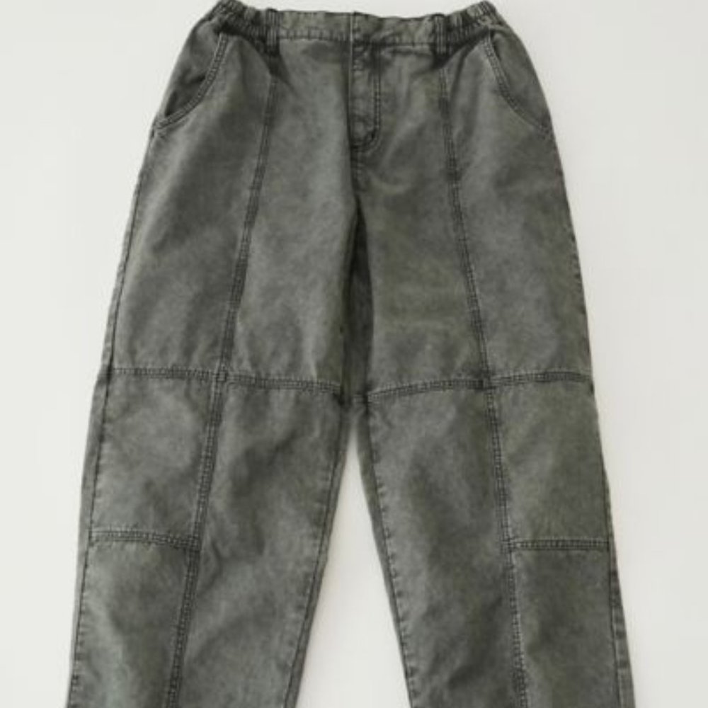 COPY - Green Lauren UO super baggy pants